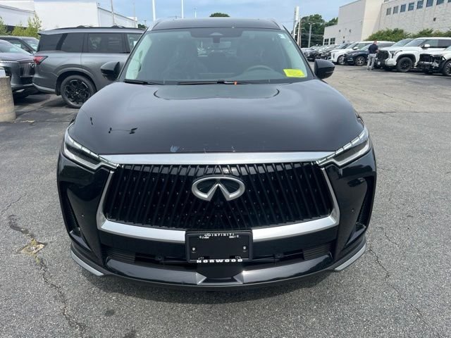 New 2027 MINERAL BLACK INFINITI Luxe AWD image 8