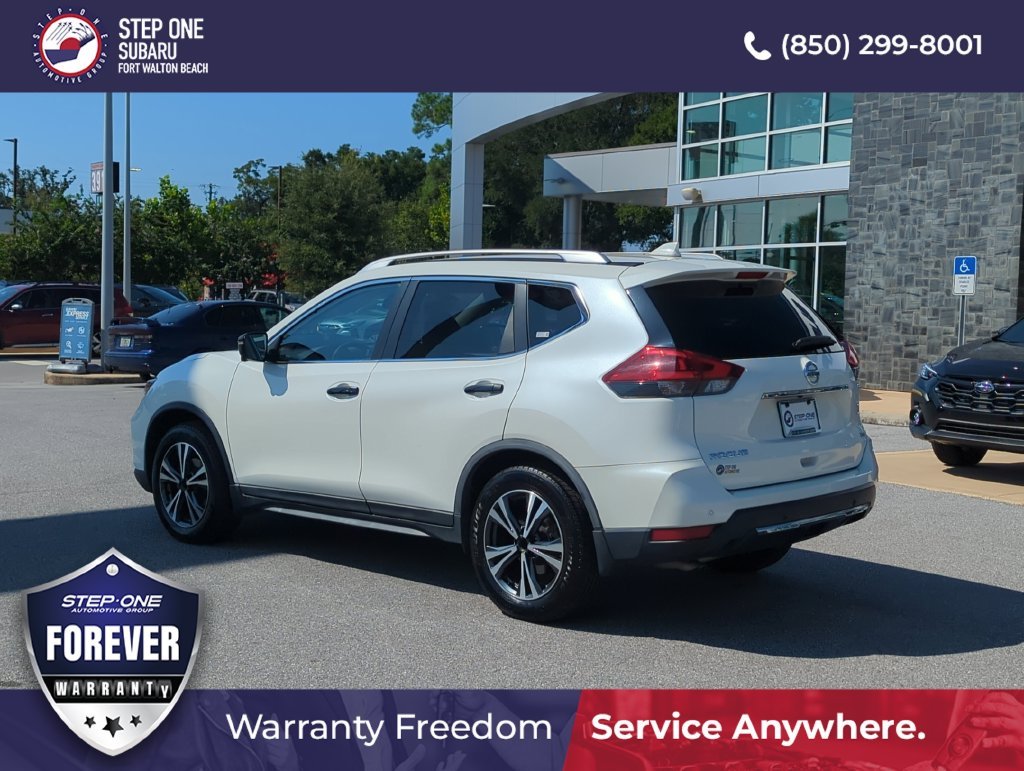 Used 2020 White Nissan SV image 5