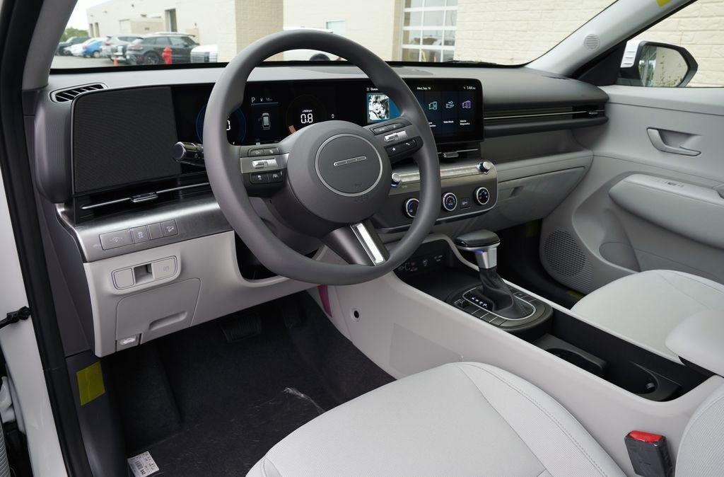 New 2027 Atlas White Hyundai SE image 10