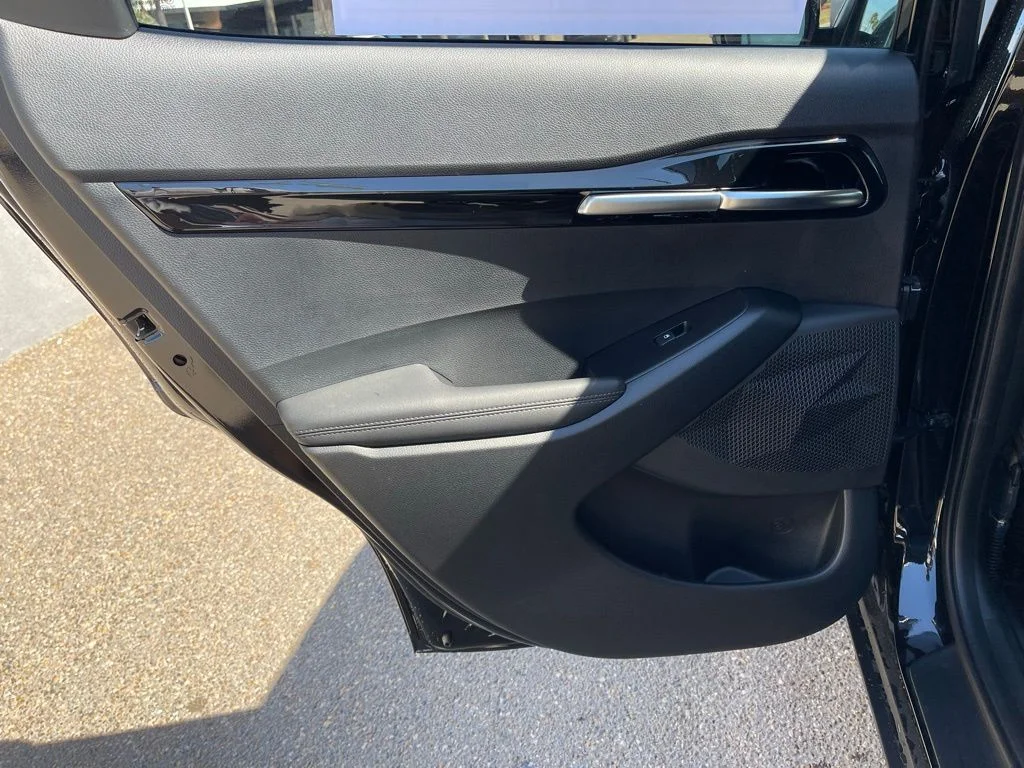 New 2026 Black Kia S image 18