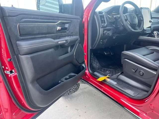 New 2026 Molten Red Pearl-Coat Exterior Paint RAM RHO image 14