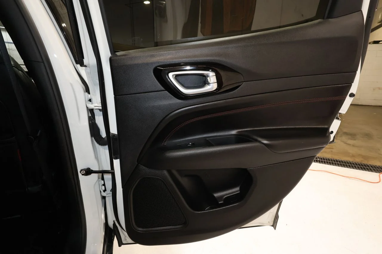 2025 Jeep Compass Trailhawk - Photo 19