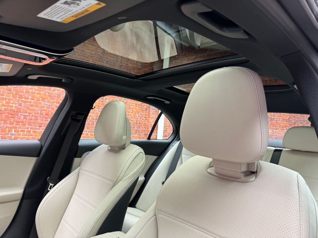 New 2026 White Mercedes-Benz C 300 image 3