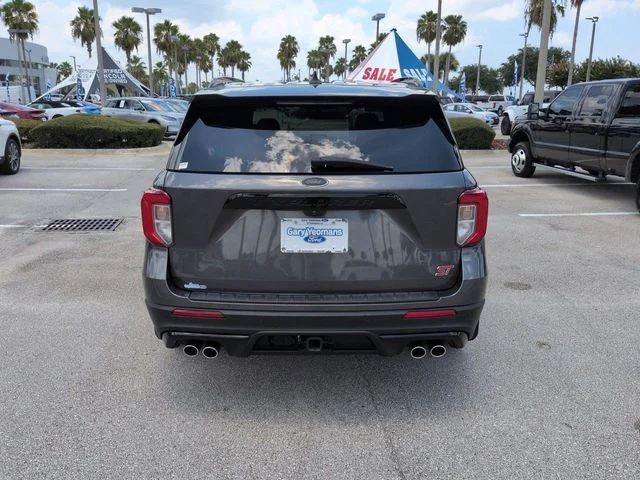 Certified Used 2020 Magnetic Metallic Ford ST image 5