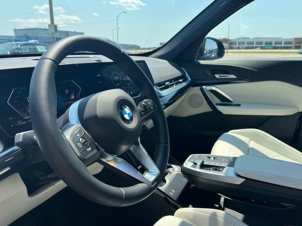 New 2026 Black Sapphire Metallic BMW xDrive28i image 4