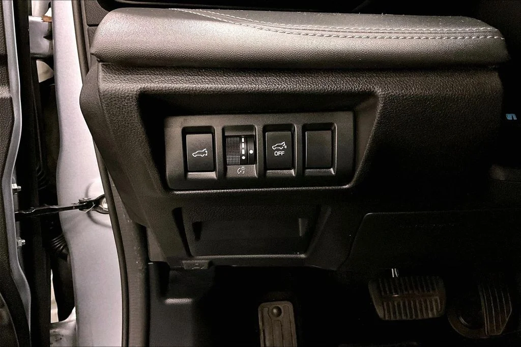 Used 2023 Silver Subaru Limited image 15