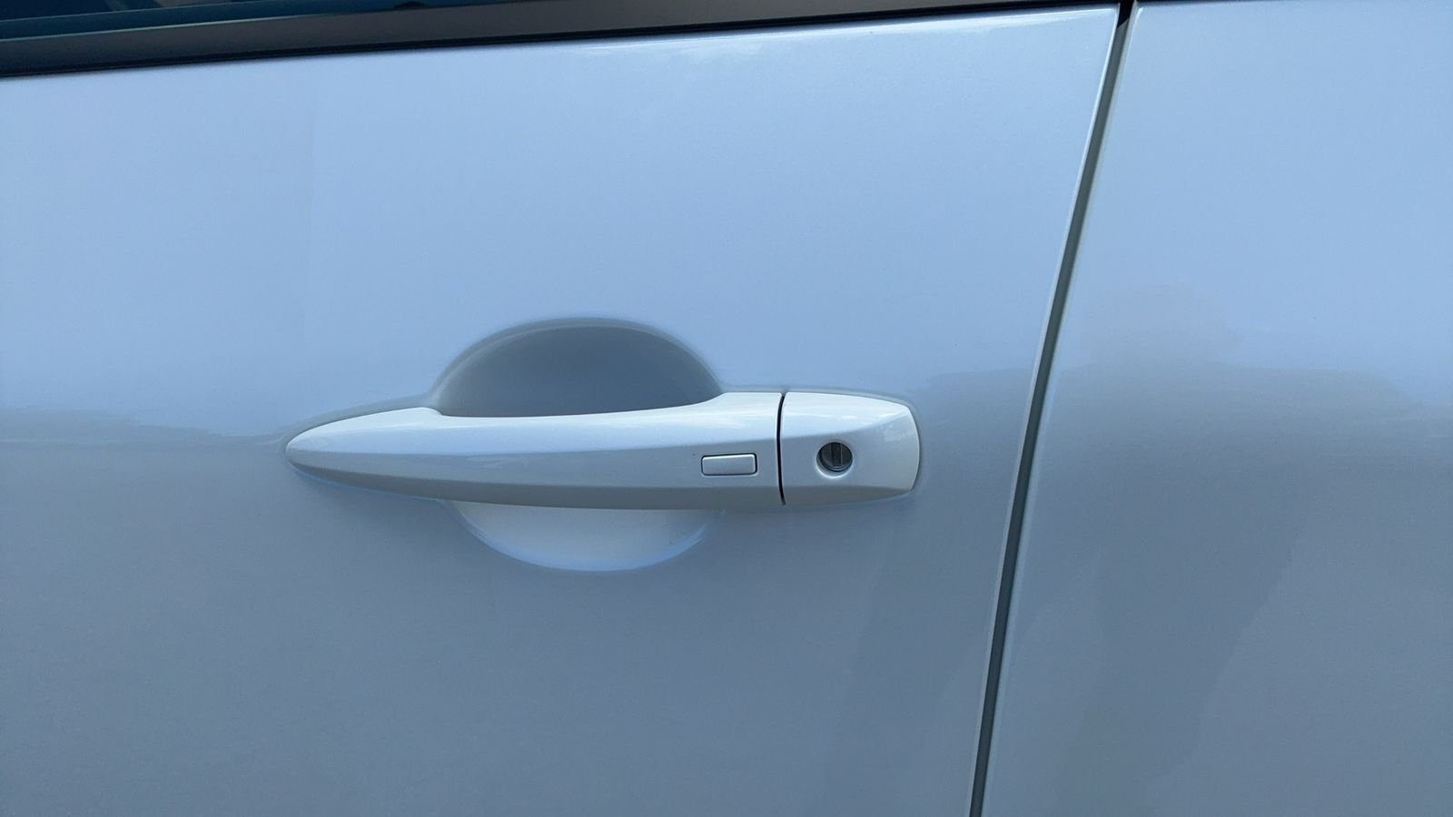 New 2026 White Nissan Platinum image 50