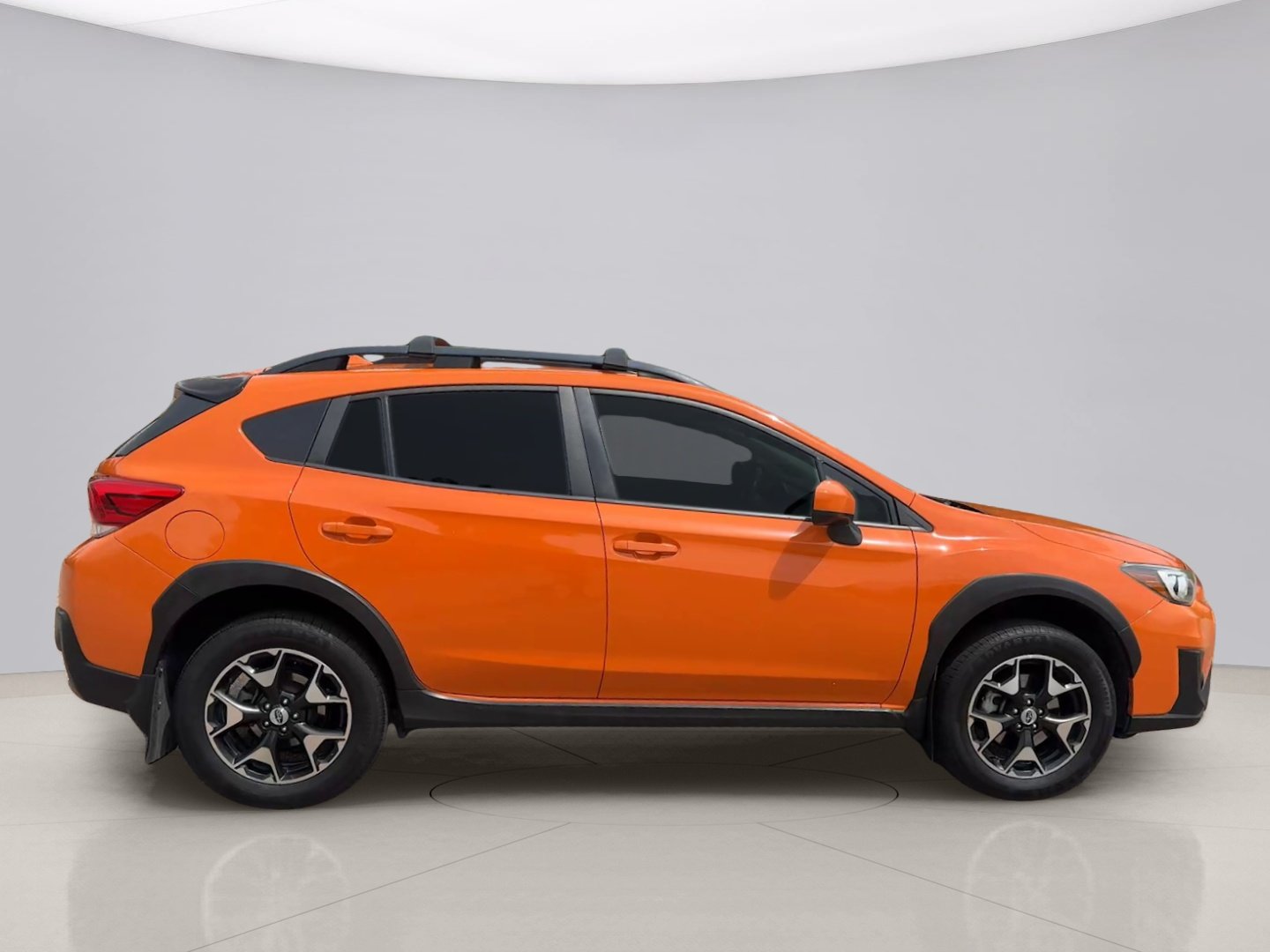 Used 2018 Orange Subaru PREMIUM image 6