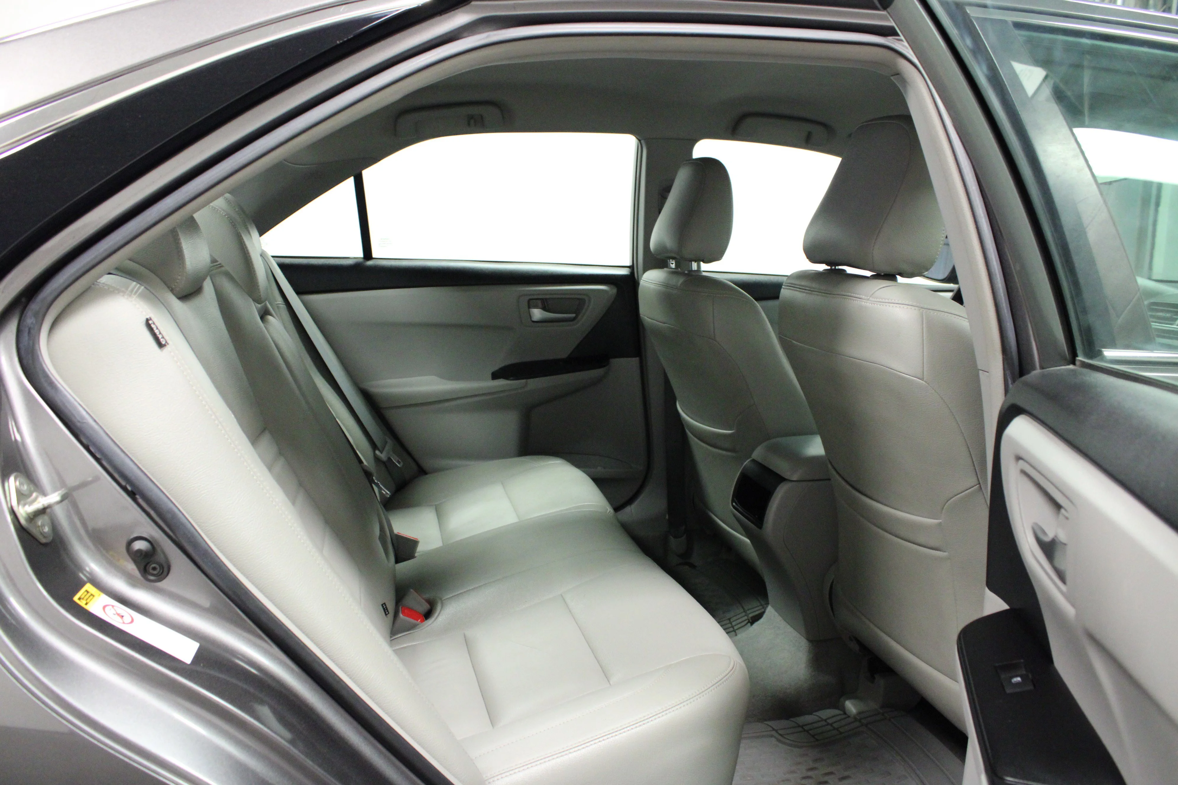 Used 2017 Predawn Gray Mica Toyota LE image 14