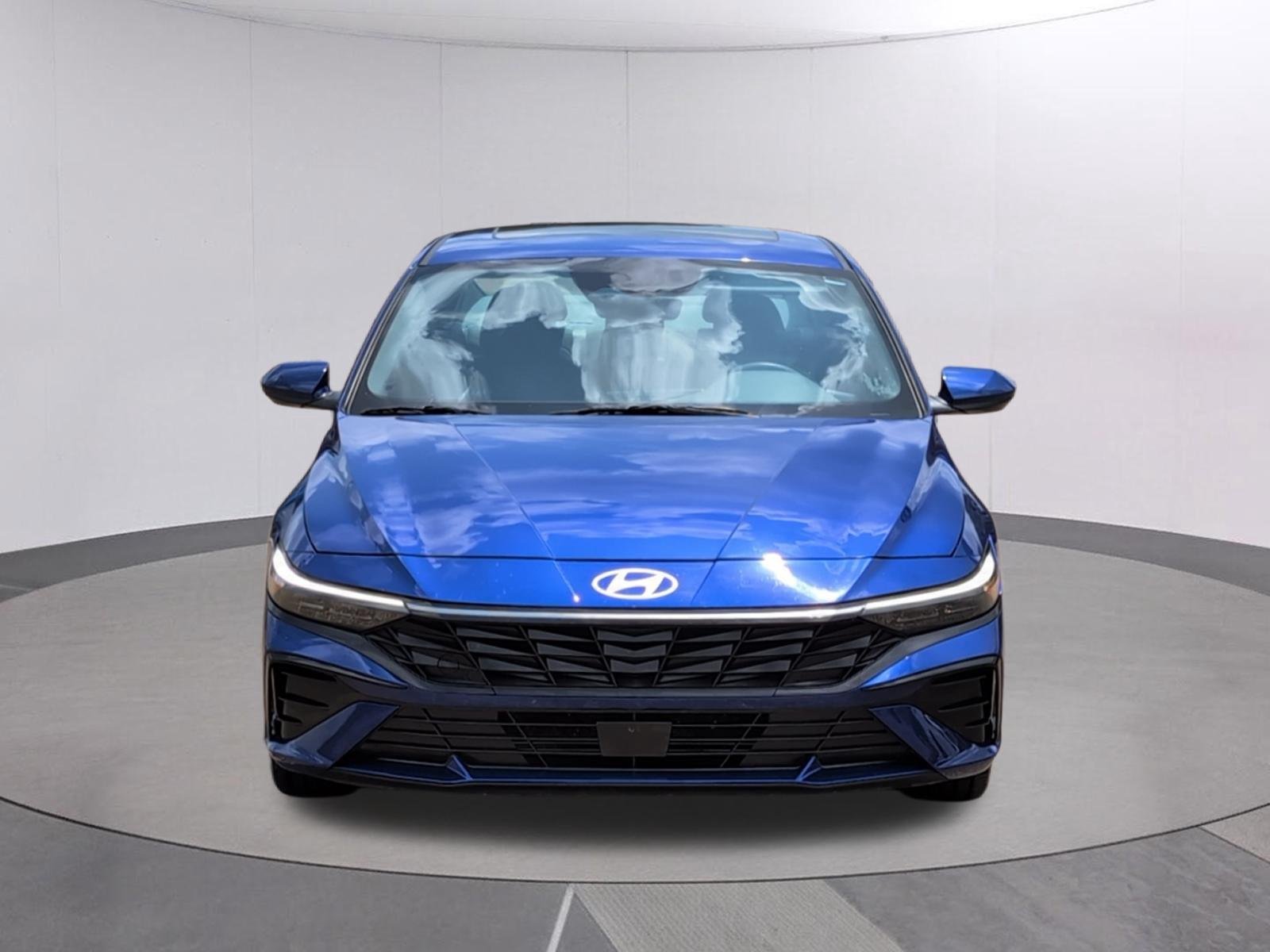 Used 2025 Intense Blue Hyundai SEL Convenience image 9