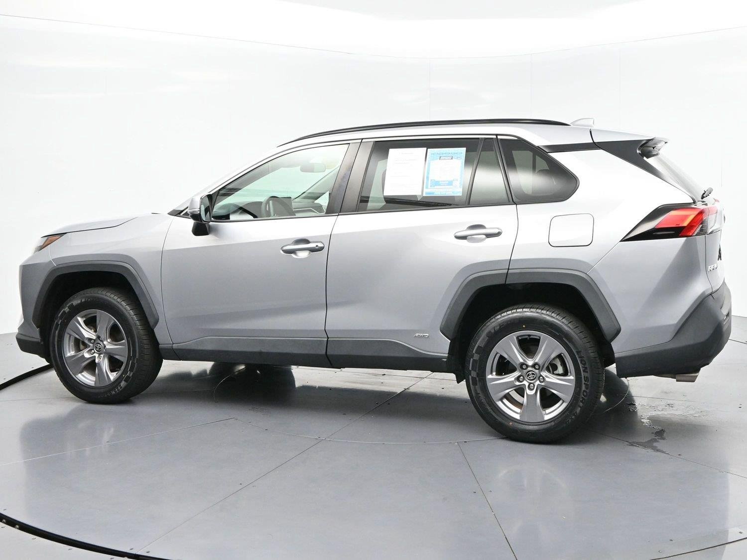 Used 2023 Silver Sky Metallic Toyota XLE image 4