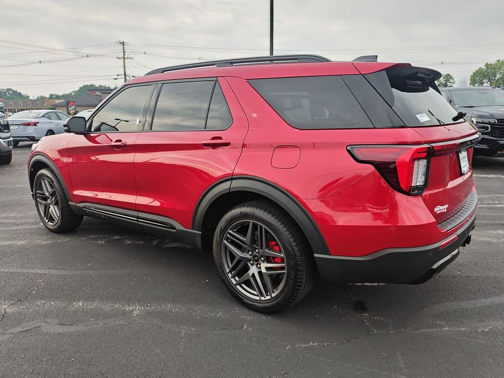 Used 2026 Red Ford ST-Line image 3