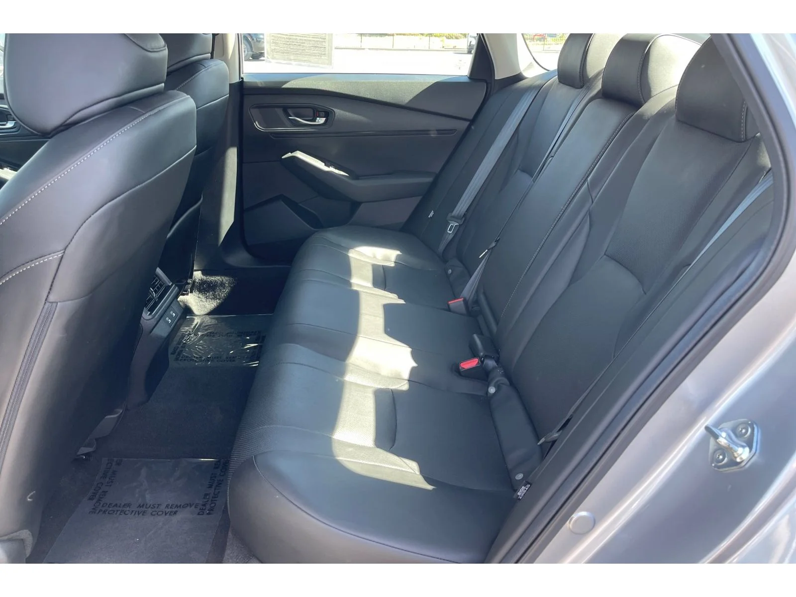 Used 2025 Solar Silver Metallic Honda EX-L image 14