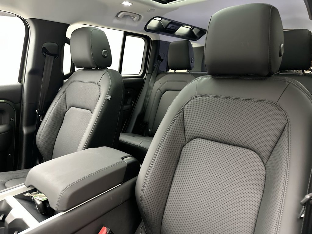 New 2026 Woolstone Green Land Rover S image 10
