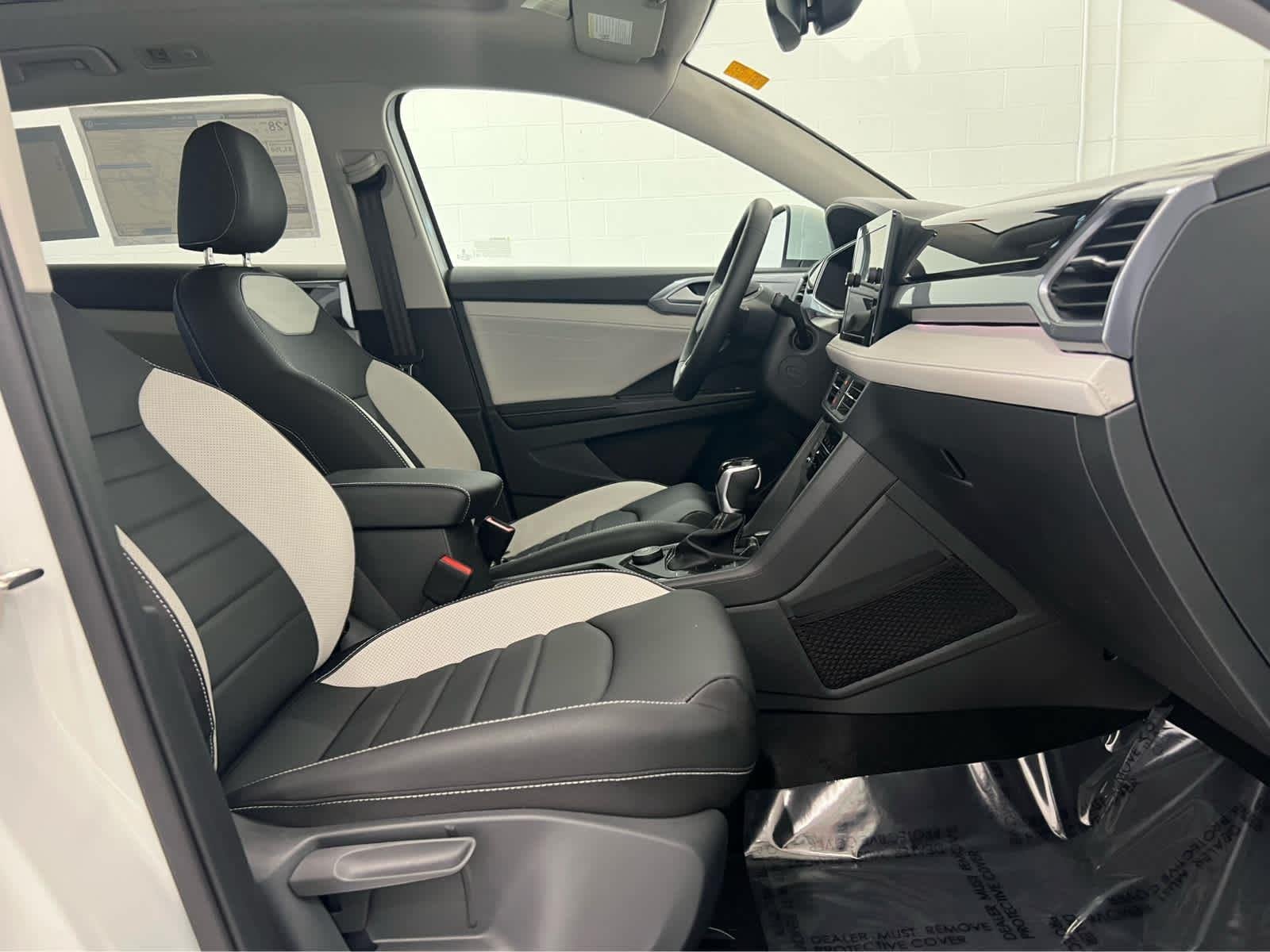 New 2026 Pure White Volkswagen SEL image 30