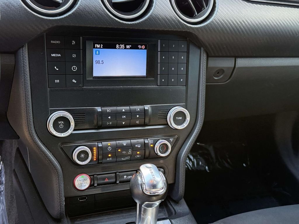 Used 2019 White Ford EcoBoost image 20