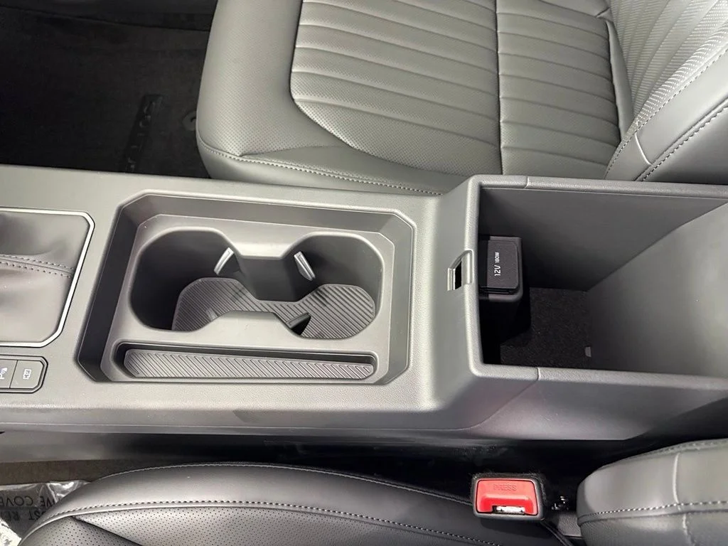 New 2027 Frost Blue / Black Roof Kia X-Line S image 30