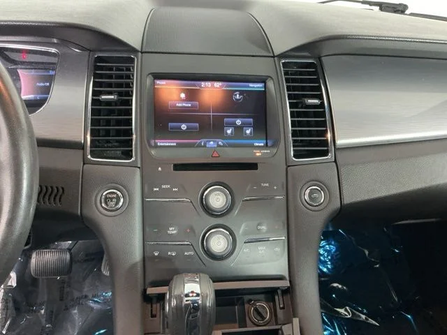 Used 2013 Black Ford SEL image 19