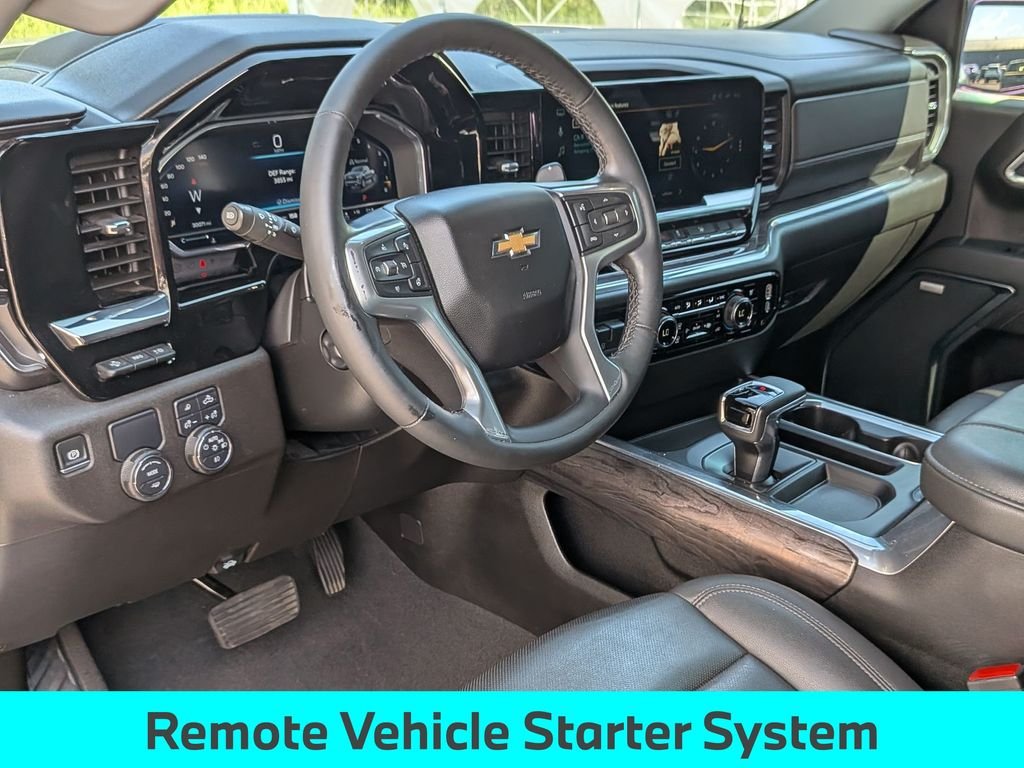 Used 2025 Gray Chevrolet LTZ image 33