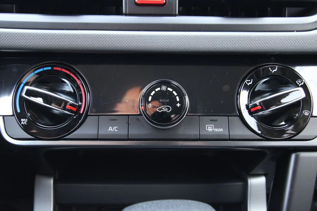 New 2026 Gray Kia LX image 26