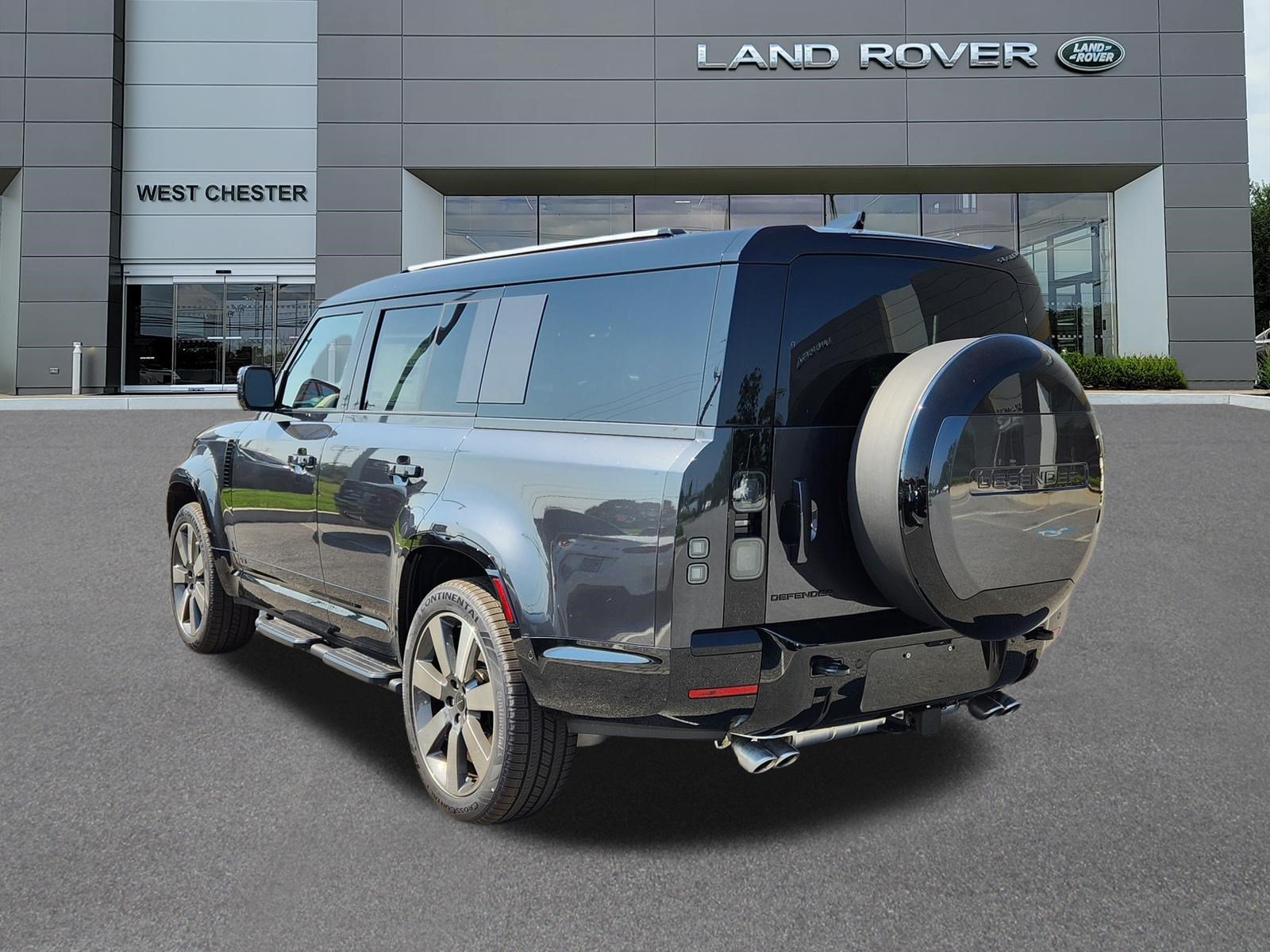 New 2026 Carpathian Grey LAND ROVER V8 image 3