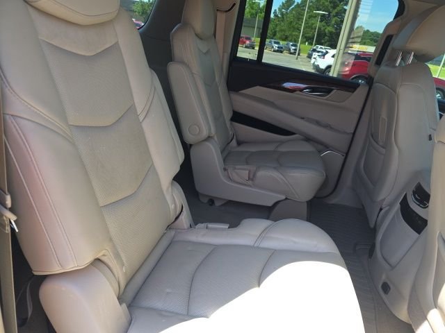 Used 2018 White Cadillac Premium image 14