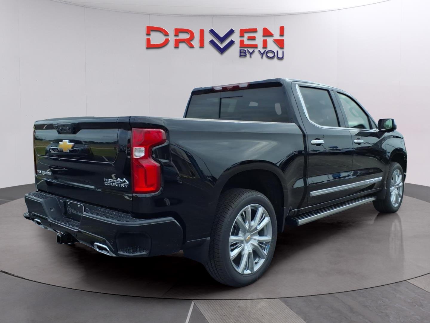 New 2026 Black Chevrolet High Country image 5