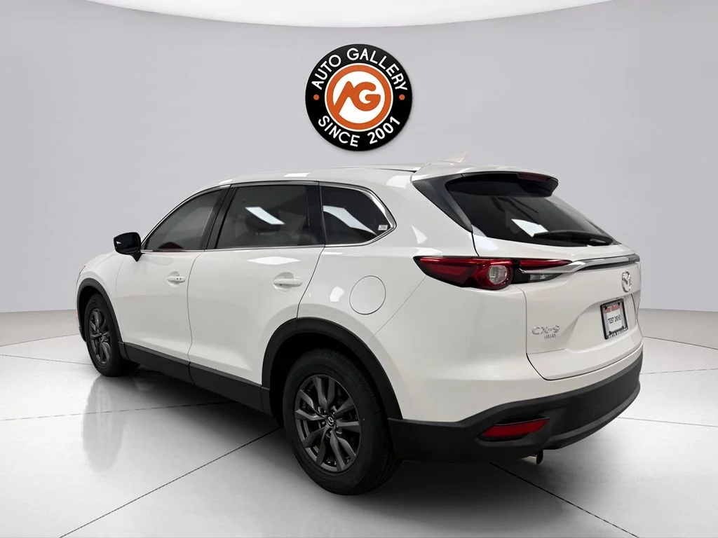 Used 2022 White Mazda Touring image 5