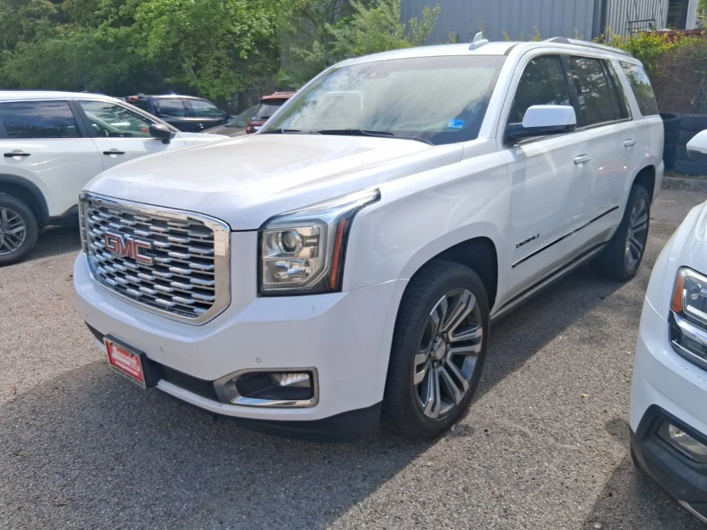 Used 2018 White GMC Denali image 3