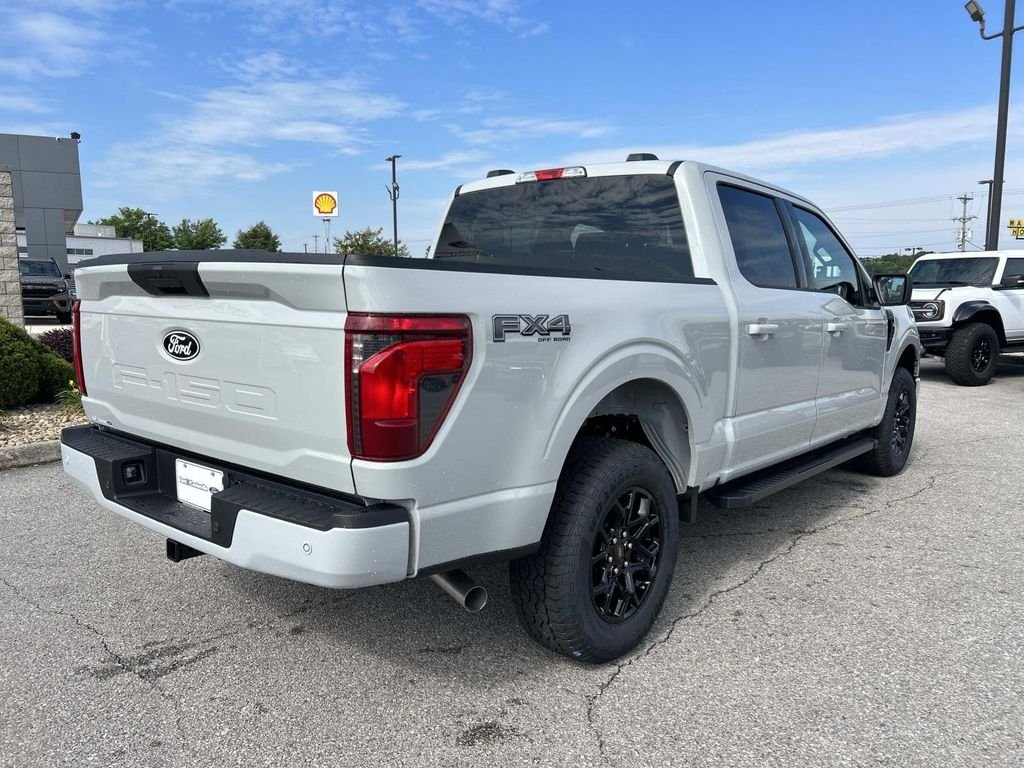 New 2026 Avalanche Ford XLT image 4