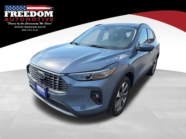 2025 Ford Escape Platinum