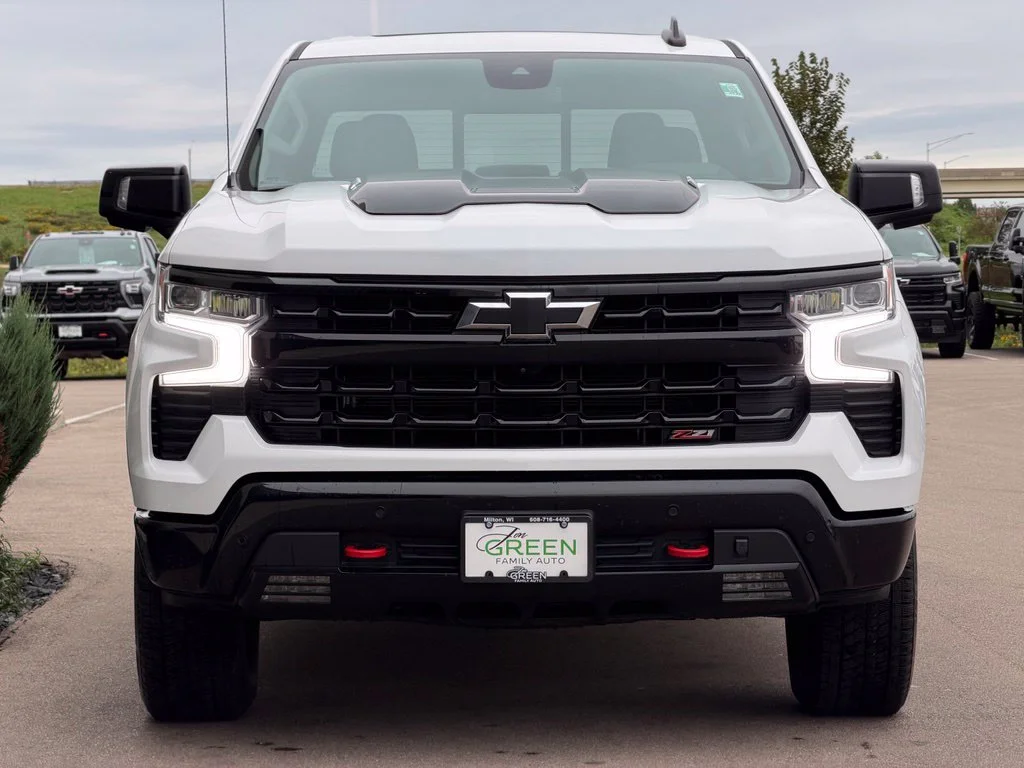 Used 2024 White Chevrolet LT Trail Boss image 6
