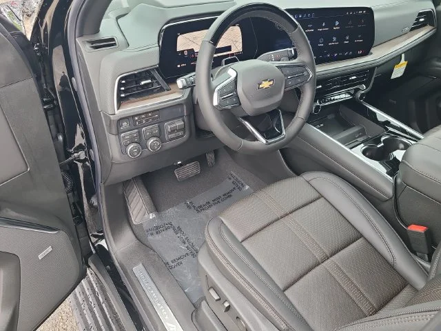 New 2026 Black Chevrolet High Country image 27
