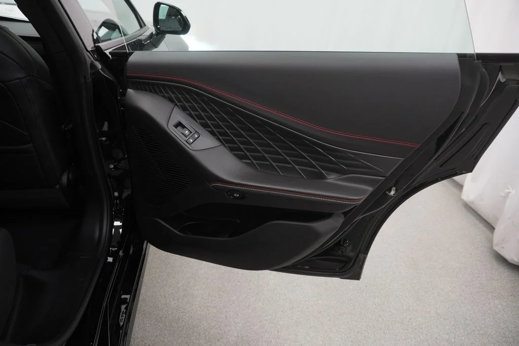 New 2026 Diamond Black Crystal Pearlcoat Dodge Scat Pack image 29