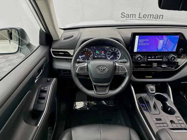 2023 Toyota Highlander XLE - Photo 23