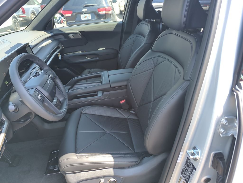 New 2027 Ivory Silver Kia EX image 12