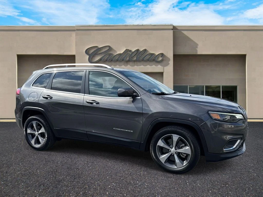 Certified Used 2019 Crystal Metallic Jeep Limited image 2
