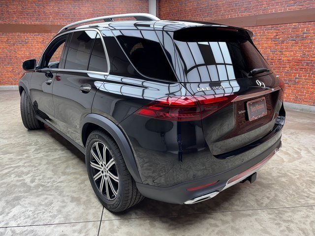 2026 Mercedes Benz GLE 350 4MATIC photo 2