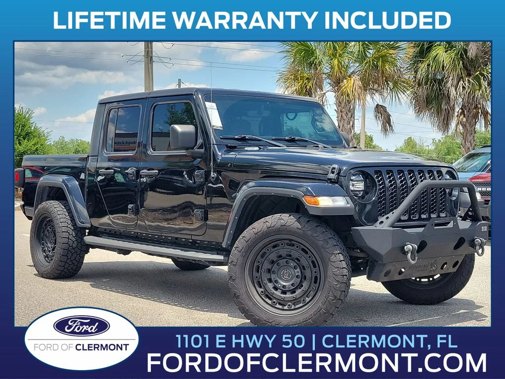 2021 Jeep Gladiator Overland's photo