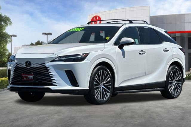 Used 2024 White Lexus 350 Premium Plus image 9