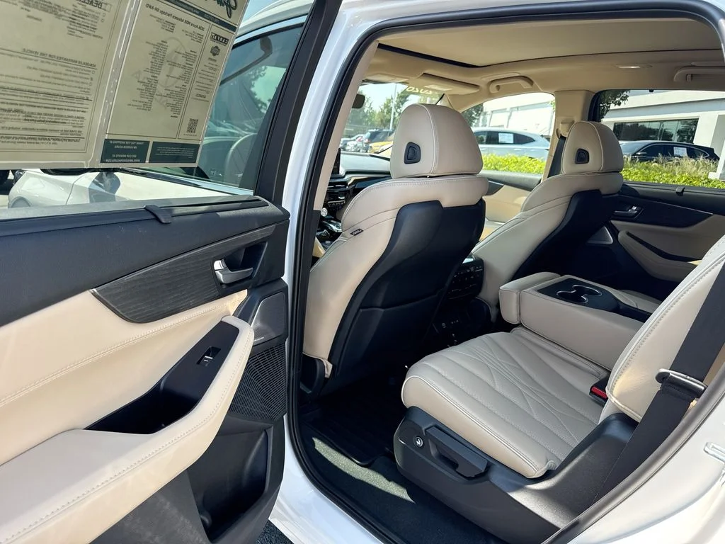Used 2026  Acura Advance Package image 39