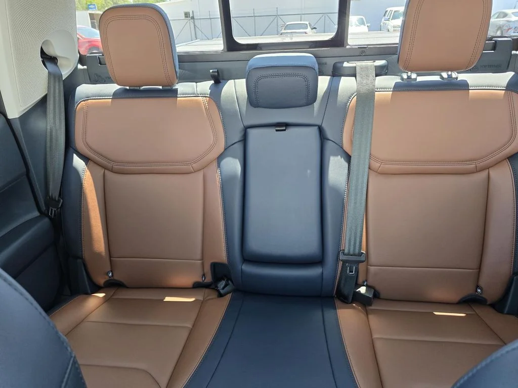 Used 2022 Gray Ford Lariat image 17