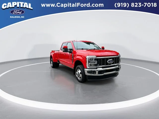 Used 2023 Red Ford Lariat image 2