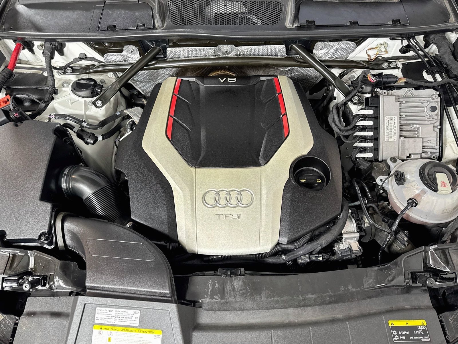 Used 2019 Ibis White Audi Premium Plus image 29