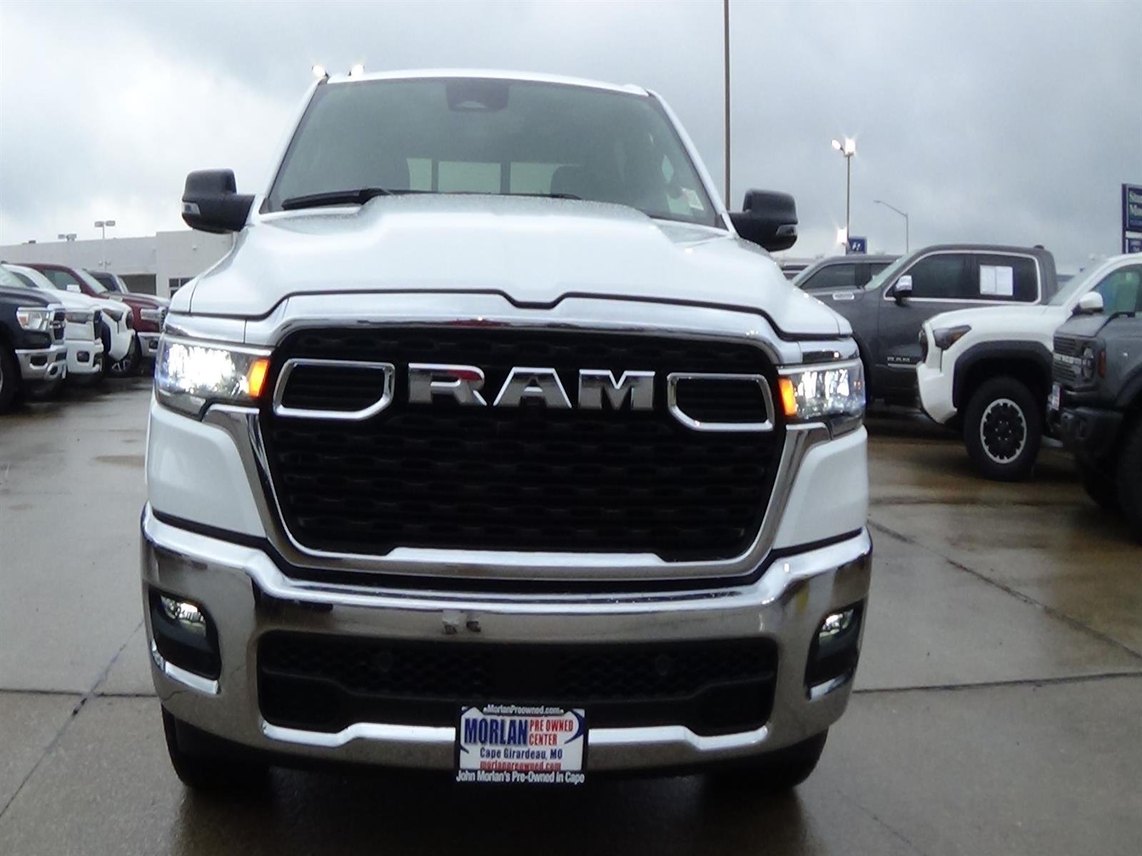 Used 2025 Bright White Clear Coat (pw7) RAM Big Horn image 3