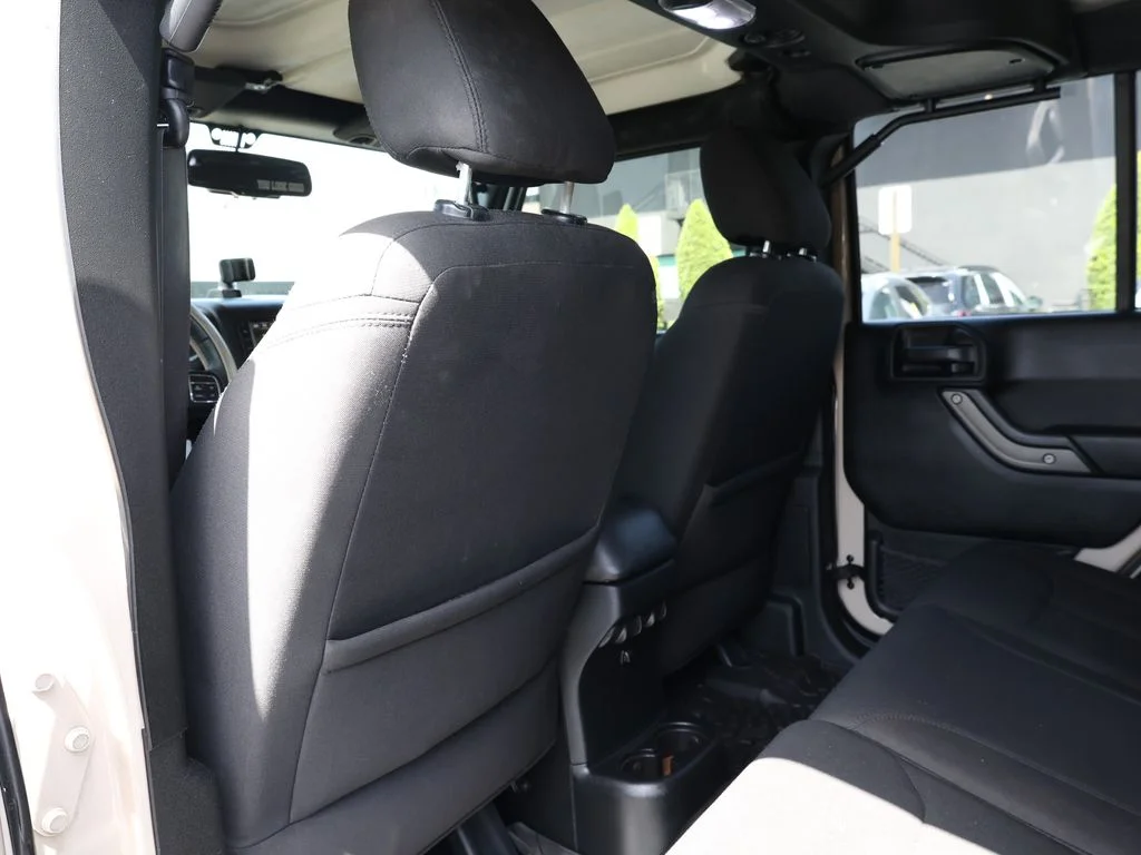 Used 2016 Beige Jeep Unlimited Sport image 14