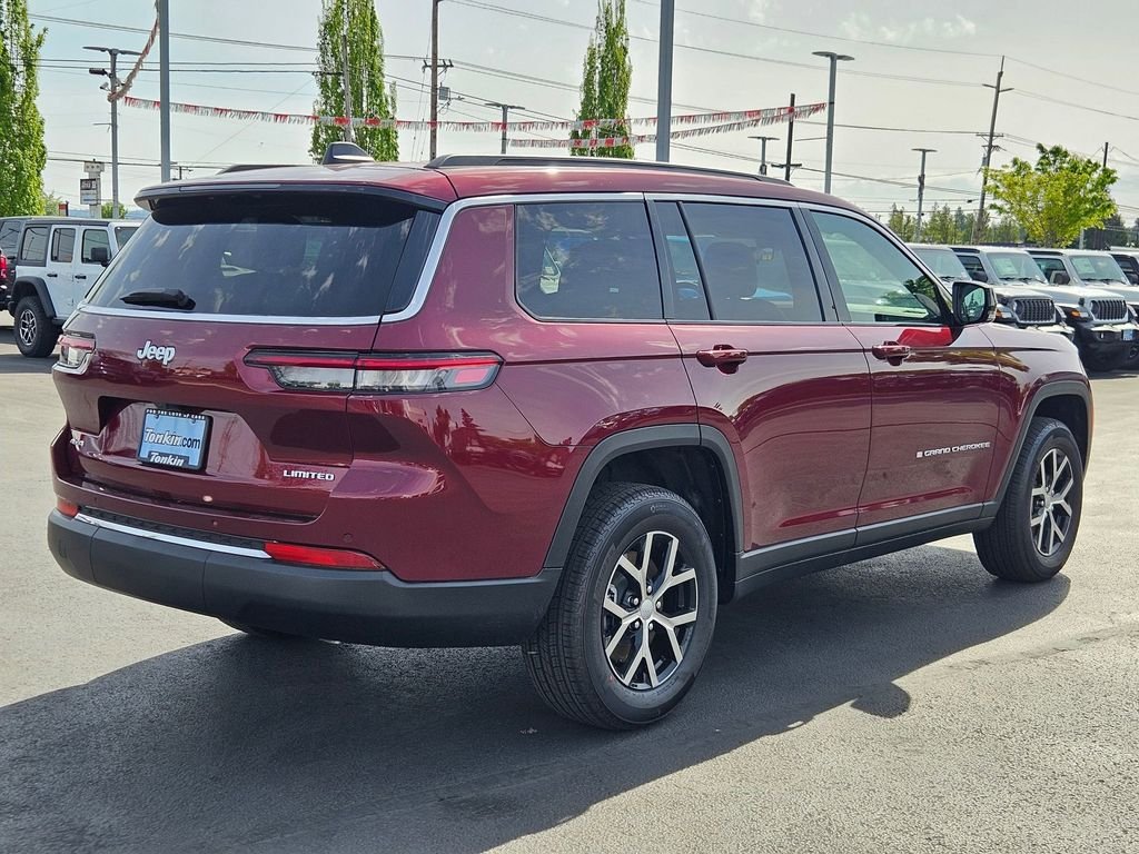New 2025 Velvet Red Pearl-Coat Exterior Paint Jeep Limited image 6