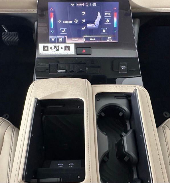 New 2026 RADIANT WHITE INFINITI Pure 2WD image 23