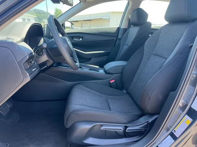 New 2026 Meteorite Gray Metallic Honda LX image 18