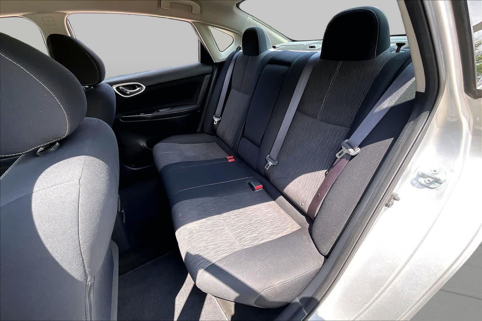 Used 2014 Brilliant Silver Nissan SV image 20